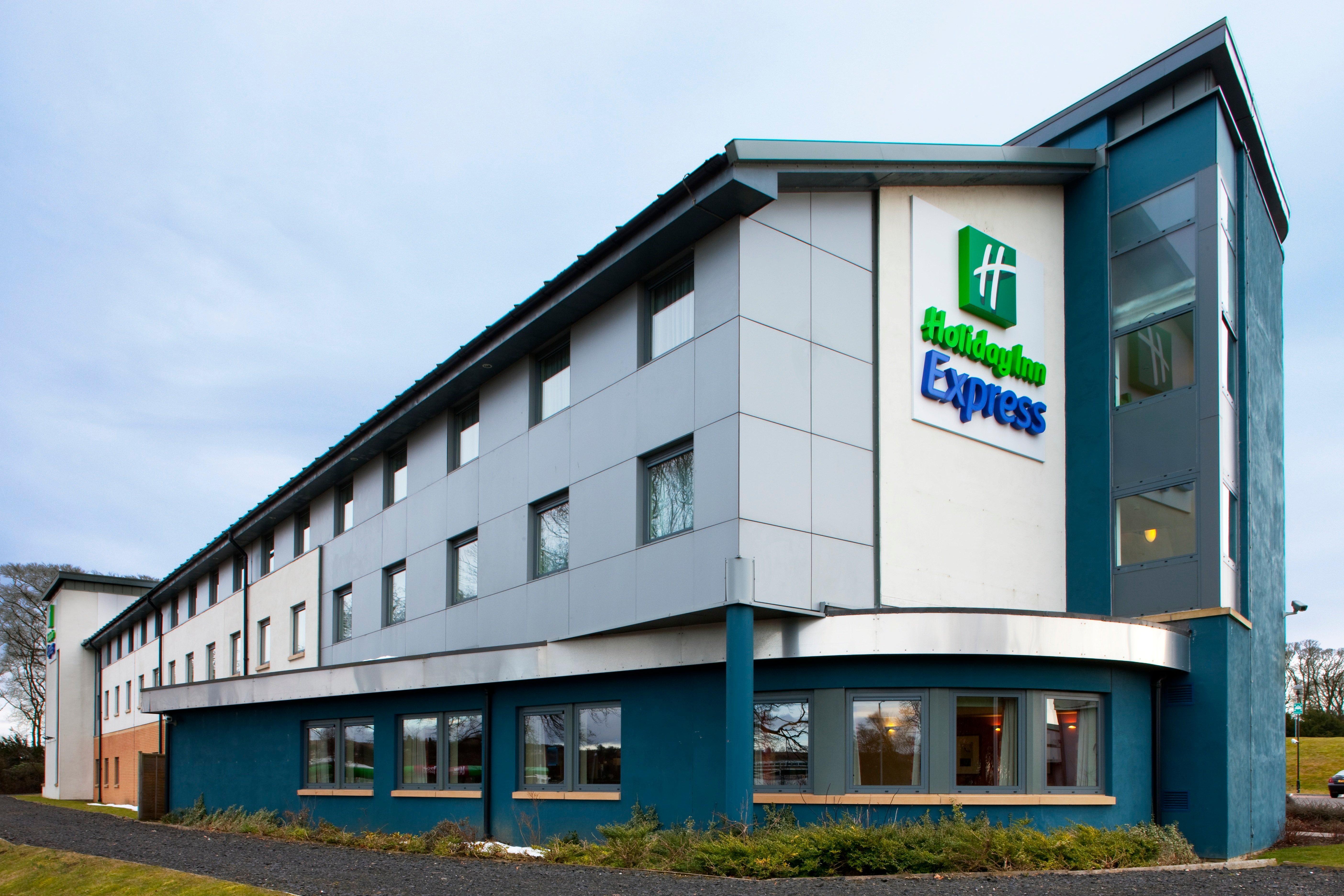 Holiday Inn Express Dunfermline By Ihg Экстерьер фото